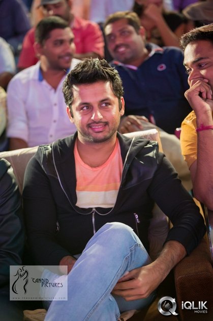 Chinnadana-Neekosam-Movie-Platinum-Disc-Function